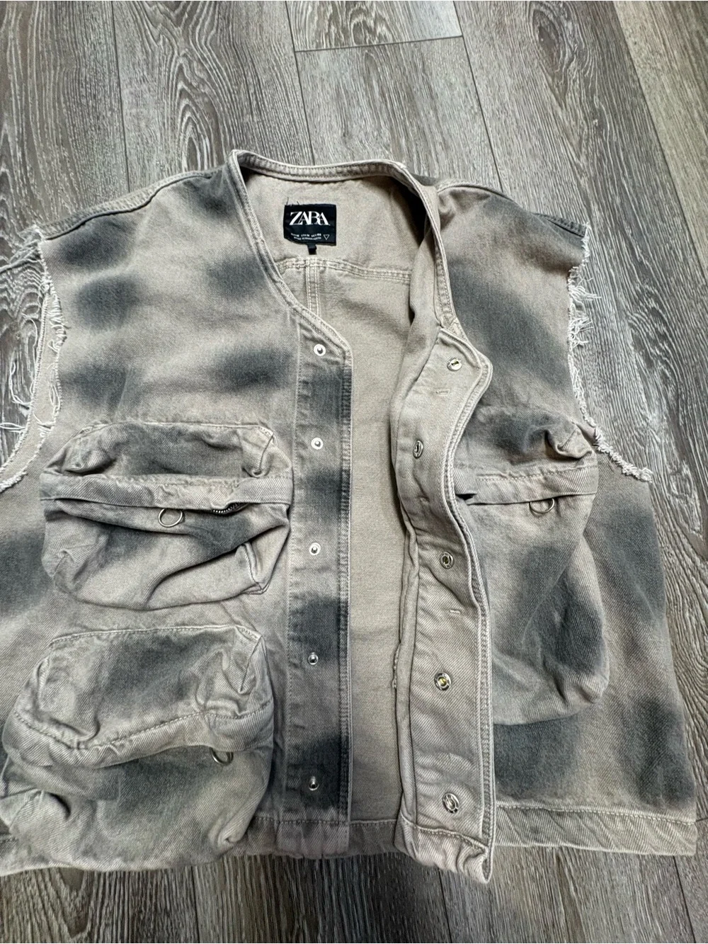 Zara Washed Gray Utility Vest with Cargo Pockets
